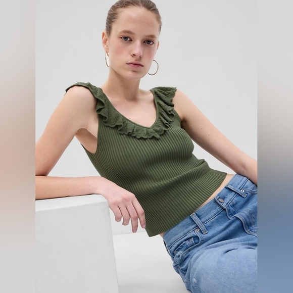 GAP Ruffle Rib Sweater Tank Top, M, Olive Green, NWT - Picture 1 of 13